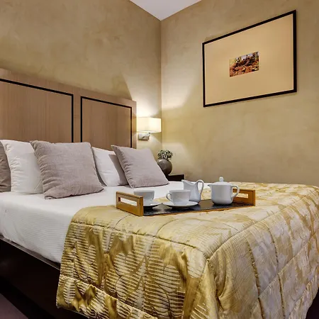 Intown Luxury House Gasthof 4*