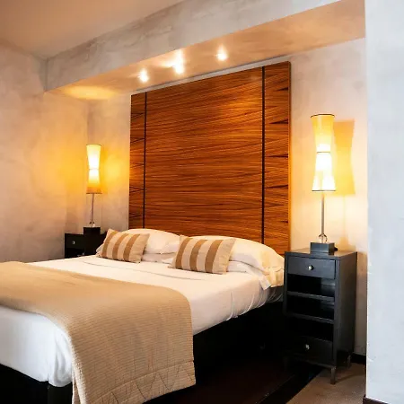 Intown Luxury House Gasthof 4*