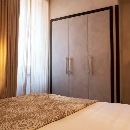 Intown Luxury House Gasthof 4*